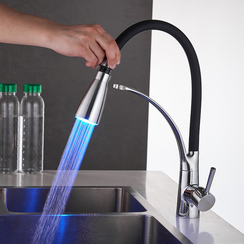 Kitchen Faucets with Design Chrome Mixer Faucet for LED Kitchen Single Handle Pull Down Deck Mounted Crane for Sinks 7661
