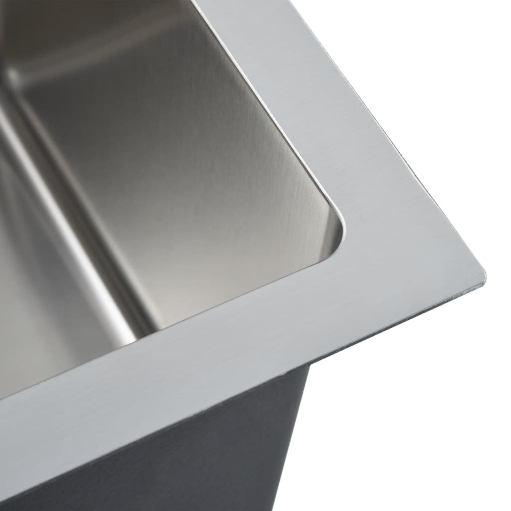 Handmade Kitchen Sink with Strainer Stainless Steel