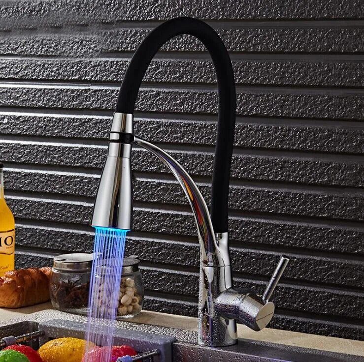 LED Kitchen Faucets with Rubber Design Chrome Mixer Faucet for KitchenSingle Handle Pull Down Deck Mounted Crane for Sinks XT-50