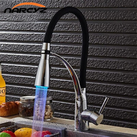 LED Kitchen Faucets with Rubber Design Chrome Mixer Faucet for KitchenSingle Handle Pull Down Deck Mounted Crane for Sinks XT-50