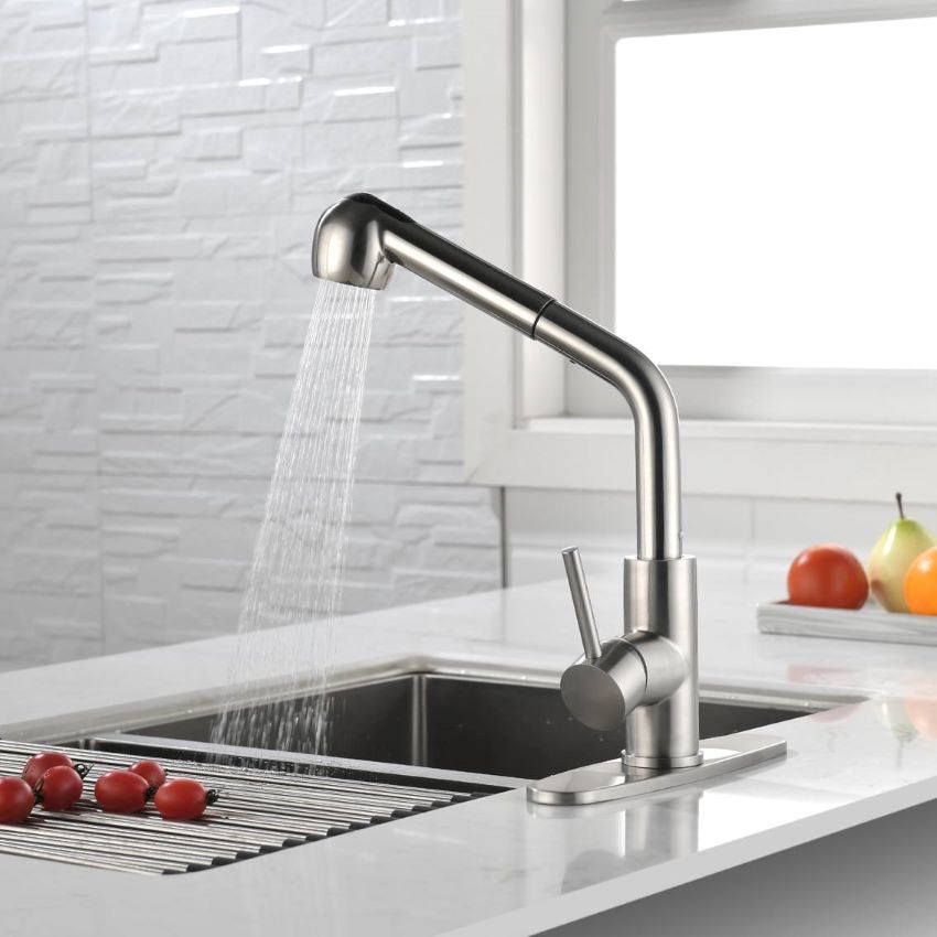 Single Handle Pull Down Sprayer Kitchen Sink Faucet