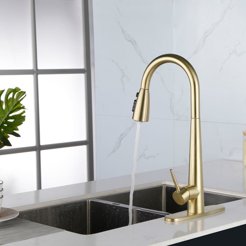 Single Handle Pull Down Sprayer Kitchen Sink Faucet